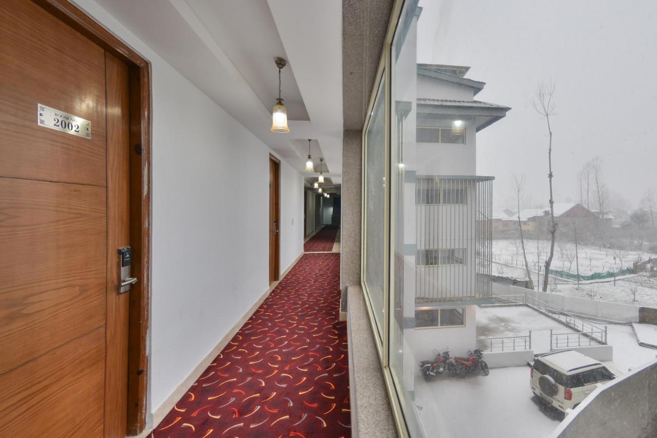 Hotel The Montreal Telbal Exterior photo